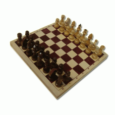 Шахматы лакированные с доской